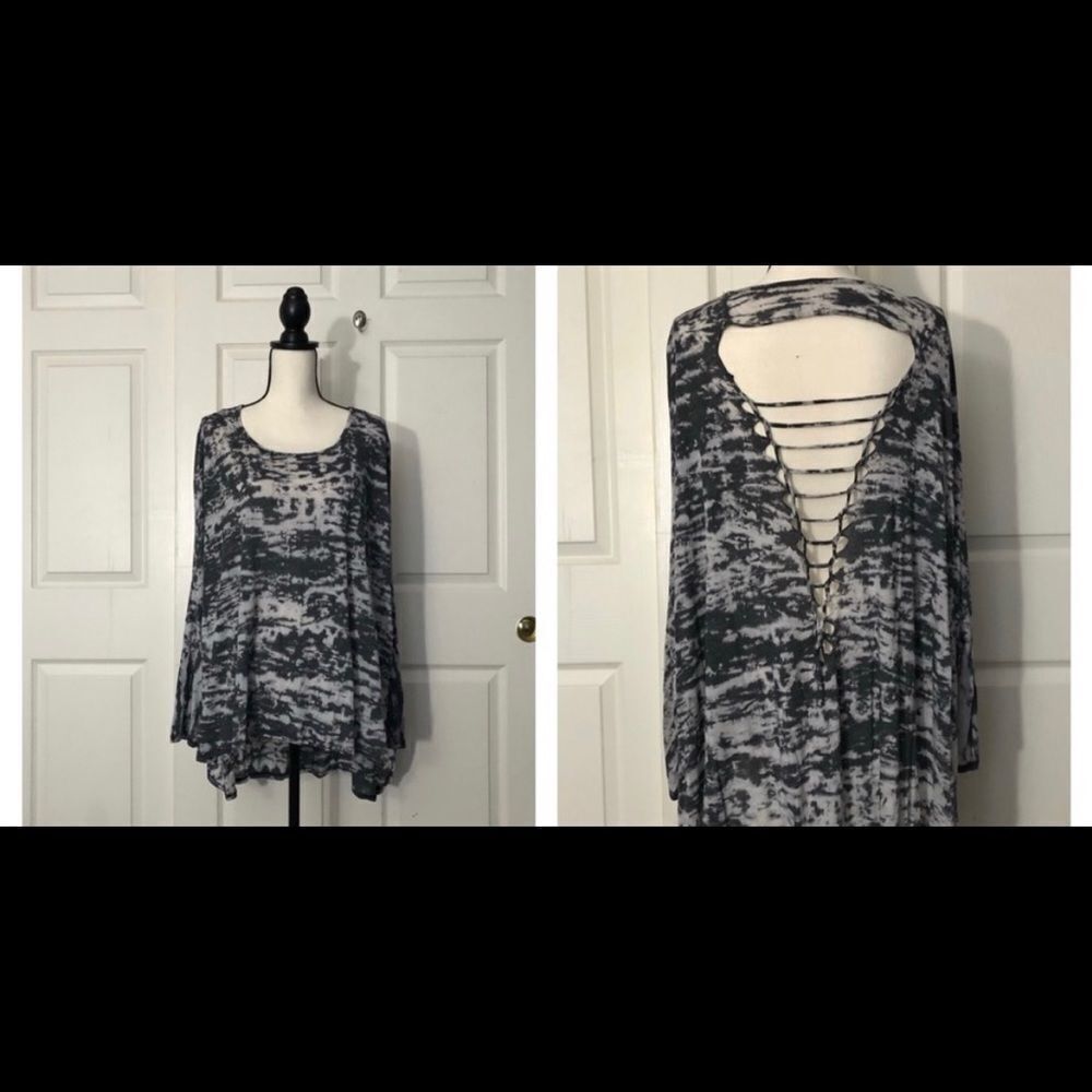 Anthropologie Tie-dye batwing high low top, S/M - Picture 3 of 9